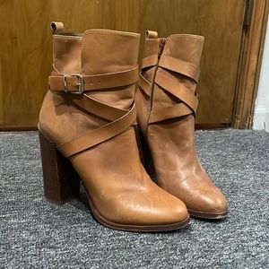 Camel Leather Heeled Ankle Boots